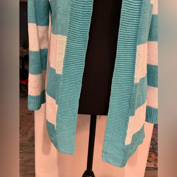 Talbots size Medium Petite linen cardigan sweater - Picture 5 of 8